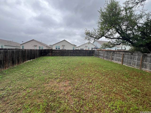 5343 FORBS LN, Bulverde, TX 78163