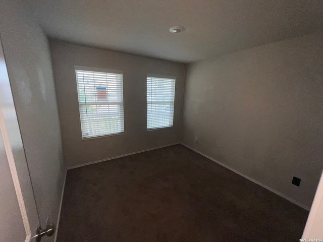 5343 FORBS LN, Bulverde, TX 78163