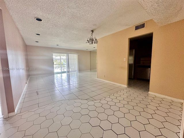 3360 Spanish Moss Terrace 206, Lauderhill, FL 33319