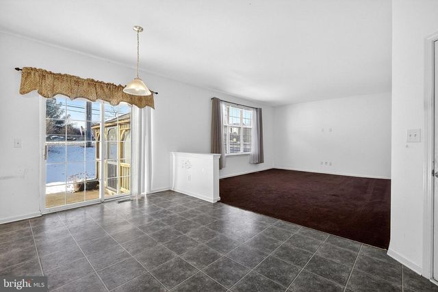 2 FOXFIELD CT, Bear, DE 19701