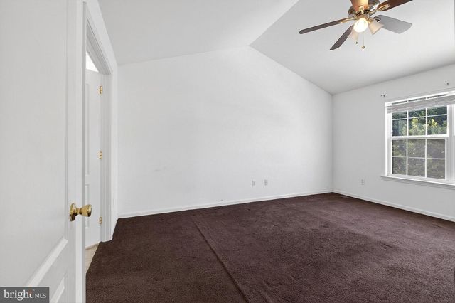 2 FOXFIELD CT, Bear, DE 19701