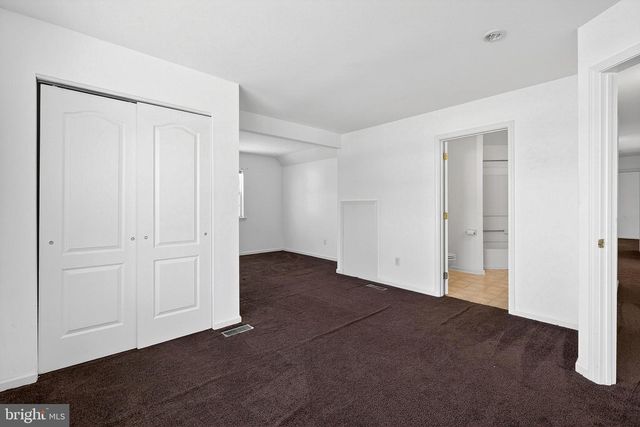 2 FOXFIELD CT, Bear, DE 19701