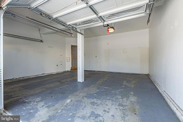 2 FOXFIELD CT, Bear, DE 19701