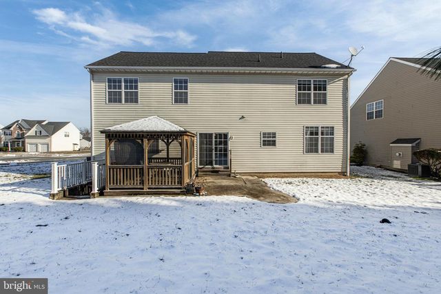 2 FOXFIELD CT, Bear, DE 19701