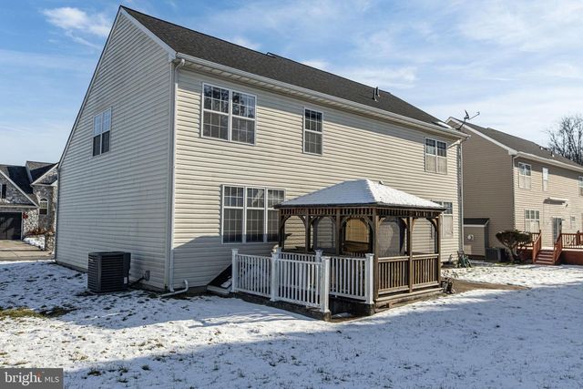 2 FOXFIELD CT, Bear, DE 19701