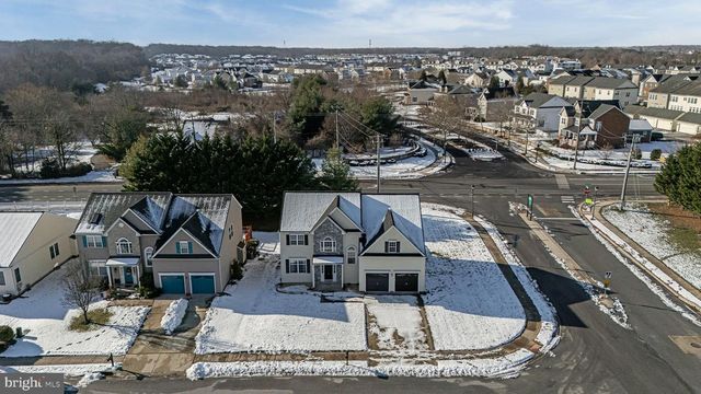 2 FOXFIELD CT, Bear, DE 19701