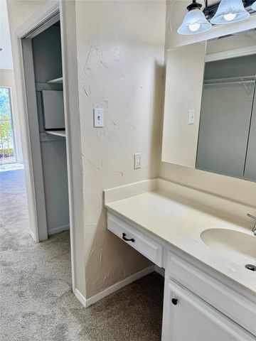 2114 Westmoor Place, Arlington, TX 76015