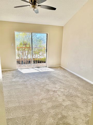 2114 Westmoor Place, Arlington, TX 76015