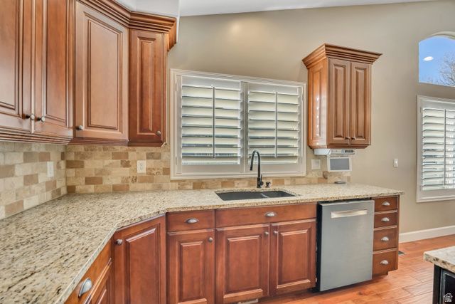 83 W 850 S, Centerville, UT 84014