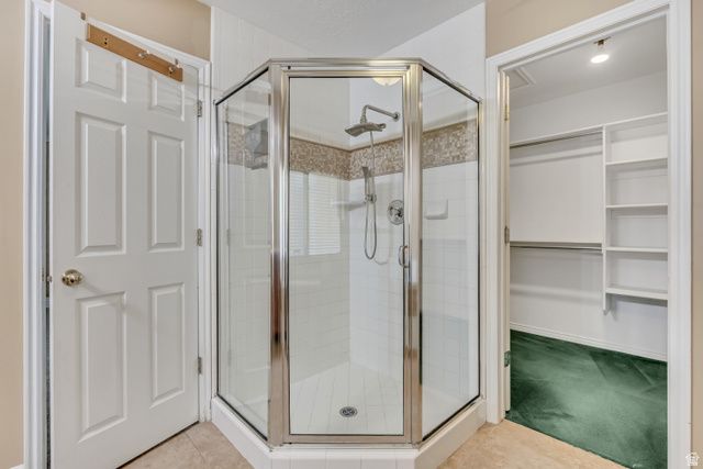 83 W 850 S, Centerville, UT 84014