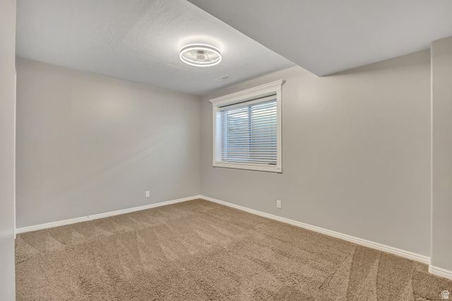 83 W 850 S, Centerville, UT 84014