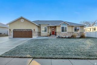 83 W 850 S, Centerville, UT 84014