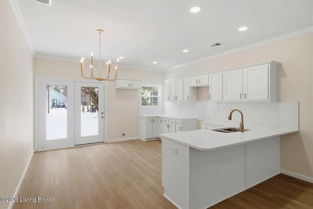 719 E Caldwell St, Louisville, KY 40203