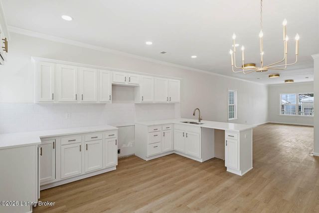 719 E Caldwell St, Louisville, KY 40203