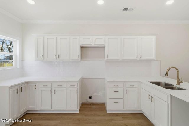 719 E Caldwell St, Louisville, KY 40203