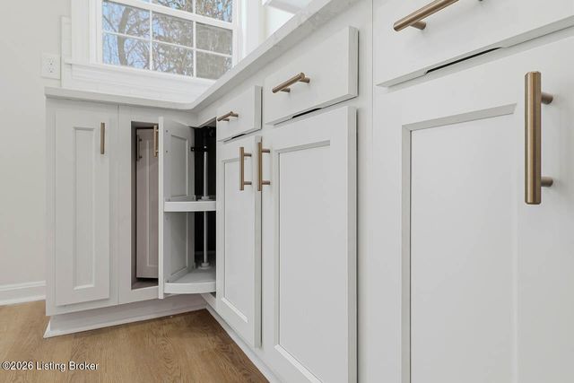 719 E Caldwell St, Louisville, KY 40203