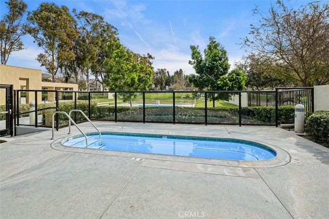111 Greenfield, Irvine, CA 92614