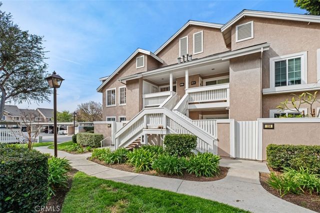 111 Greenfield, Irvine, CA 92614