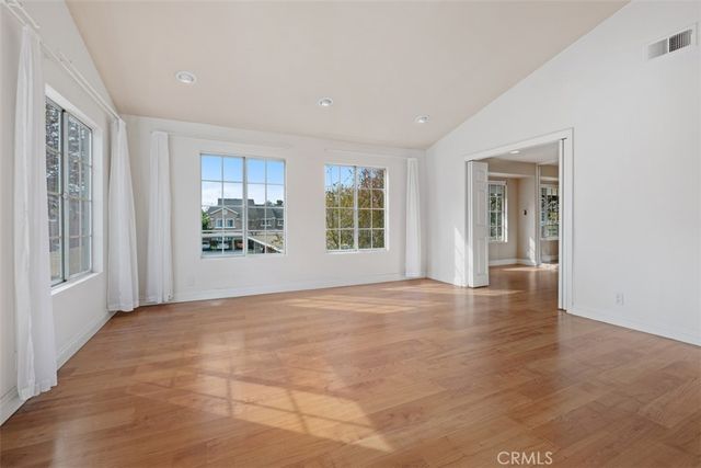 111 Greenfield, Irvine, CA 92614