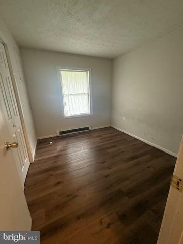 332 OPEQUON AVE, Winchester, VA 22601