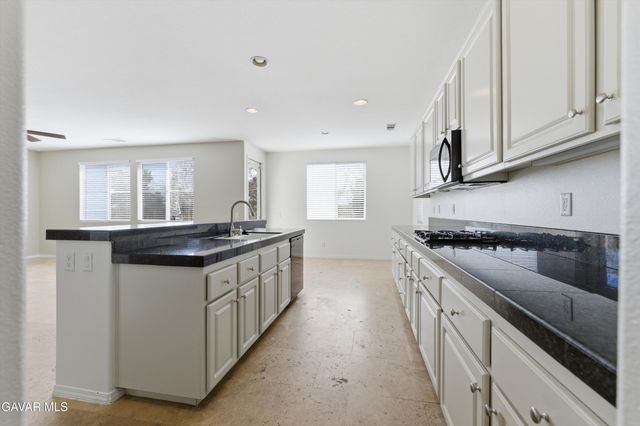 3024 Tournament Drive, Palmdale, CA 93551