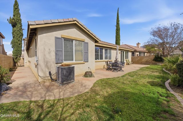 3024 Tournament Drive, Palmdale, CA 93551