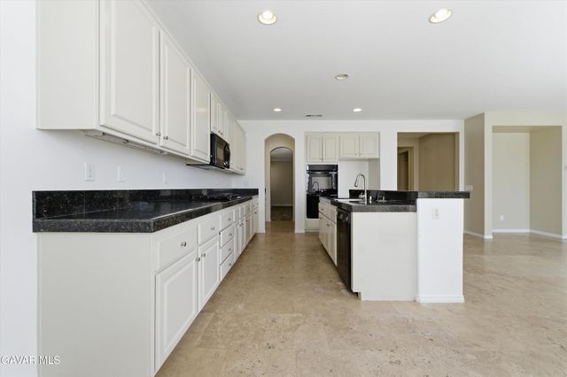 3024 Tournament Drive, Palmdale, CA 93551