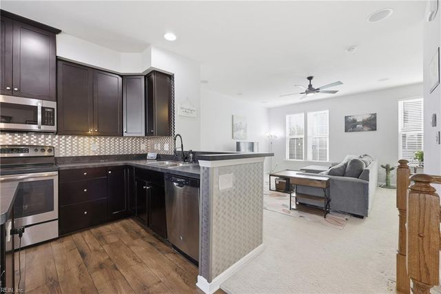 602 Reunion ST, Chesapeake, VA 23324