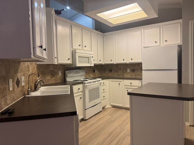 5521 93rd Street, Lubbock, TX 79424