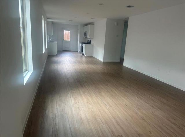 2621 Castille Valley Pl, Conroe, TX 77301