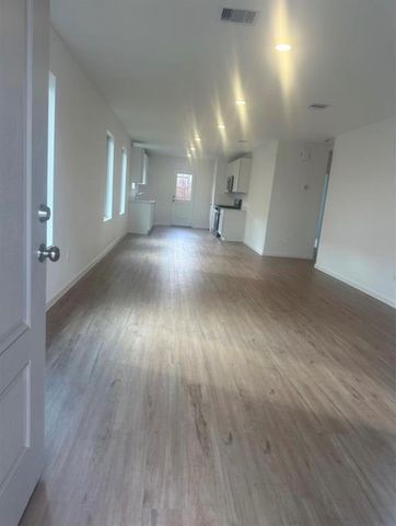 2621 Castille Valley Pl, Conroe, TX 77301