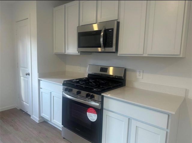 2621 Castille Valley Pl, Conroe, TX 77301