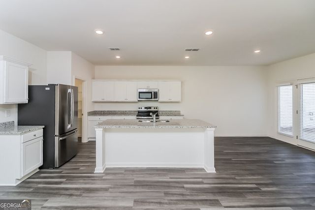 73 Hargrave Avenue, Bethlehem, GA 30620