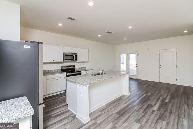 73 Hargrave Avenue, Bethlehem, GA 30620