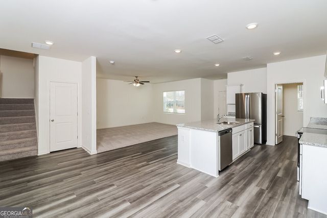 73 Hargrave Avenue, Bethlehem, GA 30620