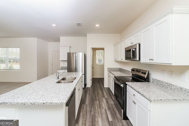 73 Hargrave Avenue, Bethlehem, GA 30620