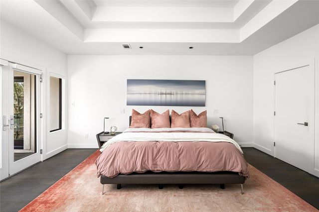 3703 Wroxton Road, West University Place, TX 77005