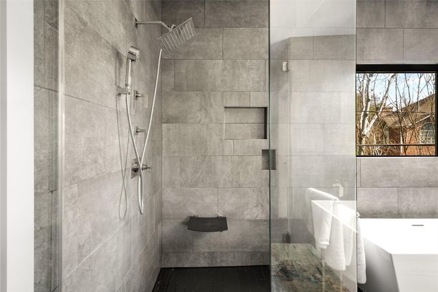 3703 Wroxton Road, West University Place, TX 77005