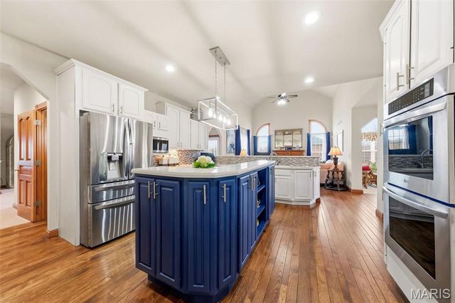 1676 Lancaster Drive, O'fallon, IL 62269