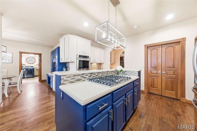 1676 Lancaster Drive, O'fallon, IL 62269