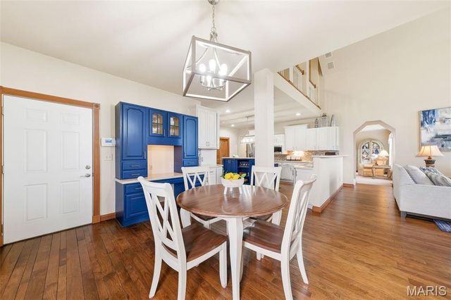 1676 Lancaster Drive, O'fallon, IL 62269