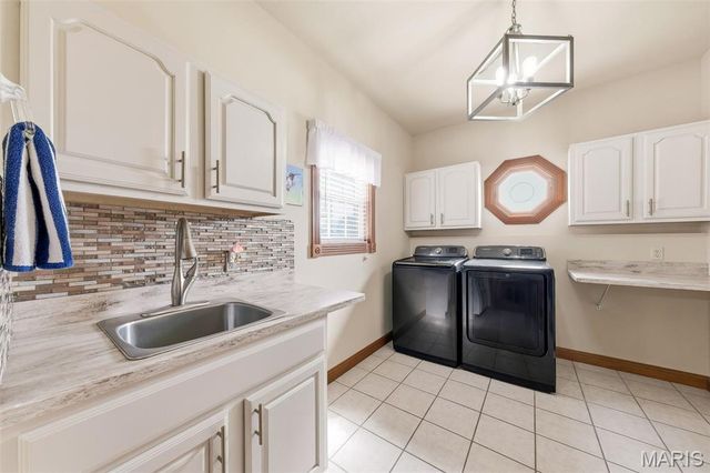 1676 Lancaster Drive, O'fallon, IL 62269