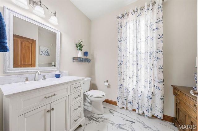 1676 Lancaster Drive, O'fallon, IL 62269