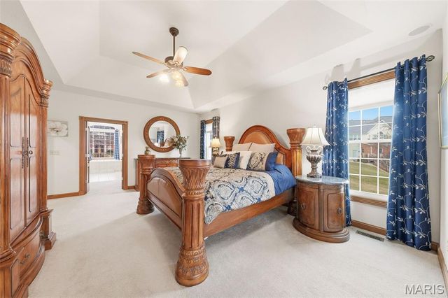 1676 Lancaster Drive, O'fallon, IL 62269