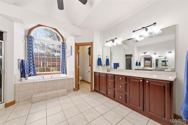 1676 Lancaster Drive, O'fallon, IL 62269