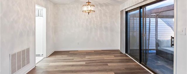 2685 Meadowlawn SE Drive, Marietta, GA 30067