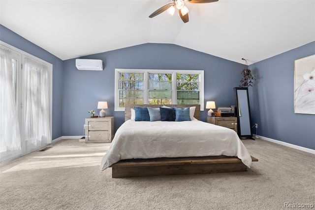 212 Brighton Lake Road, Brighton, MI 48116