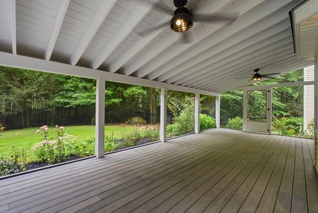 14 Benjamin Drive, Goffstown, NH 03045