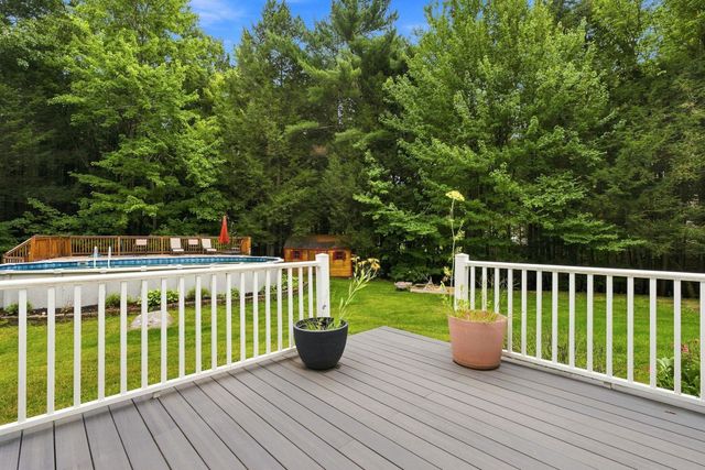 14 Benjamin Drive, Goffstown, NH 03045