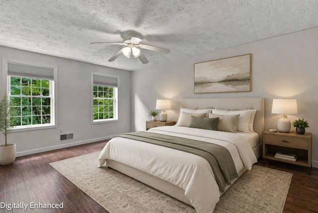 14 Benjamin Drive, Goffstown, NH 03045